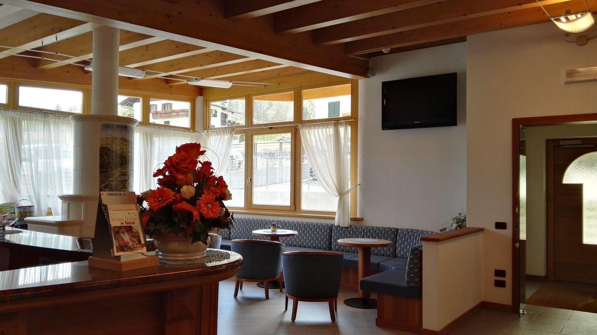 Residence La Moretina Commezzadura Ngoại thất bức ảnh